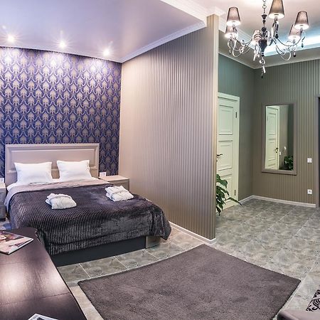 L.O.Y Family Hotel Dnipro Ngoại thất bức ảnh